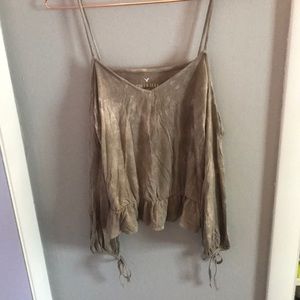 American Eagle cold shoulder quarter sleeve shirt